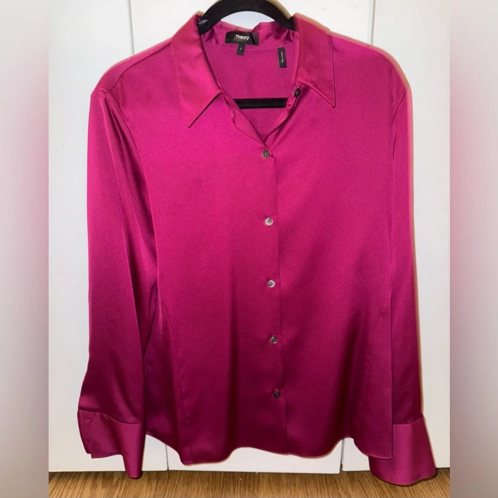 Theory Satin Perfect Fitted Shirt - Picture 5 of 8